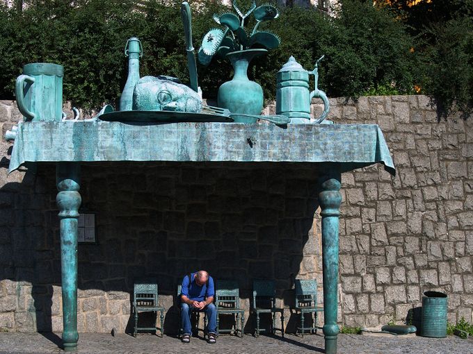 世界上那些最具特色的候車亭配圖一